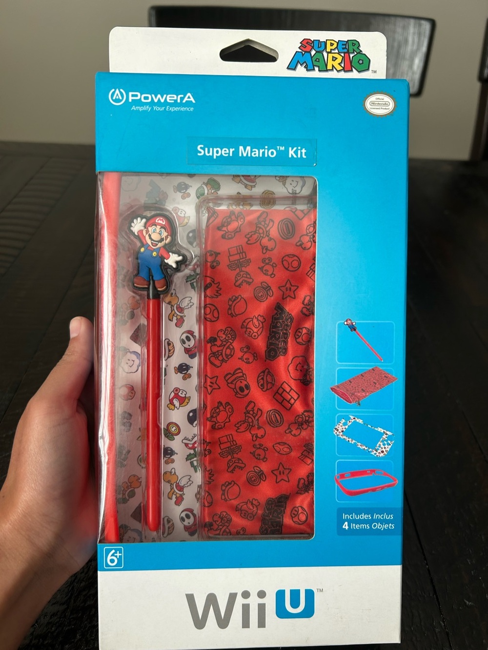 Nintendo Super Mario Wii U Kit